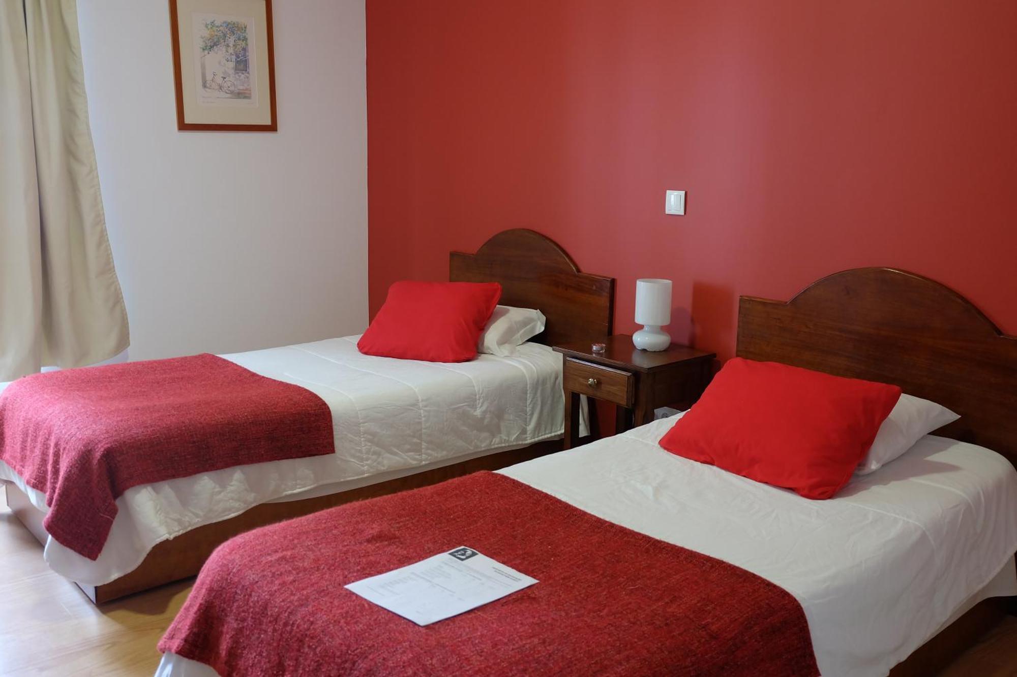 Hotel Alcides Ponta Delgada Buitenkant foto