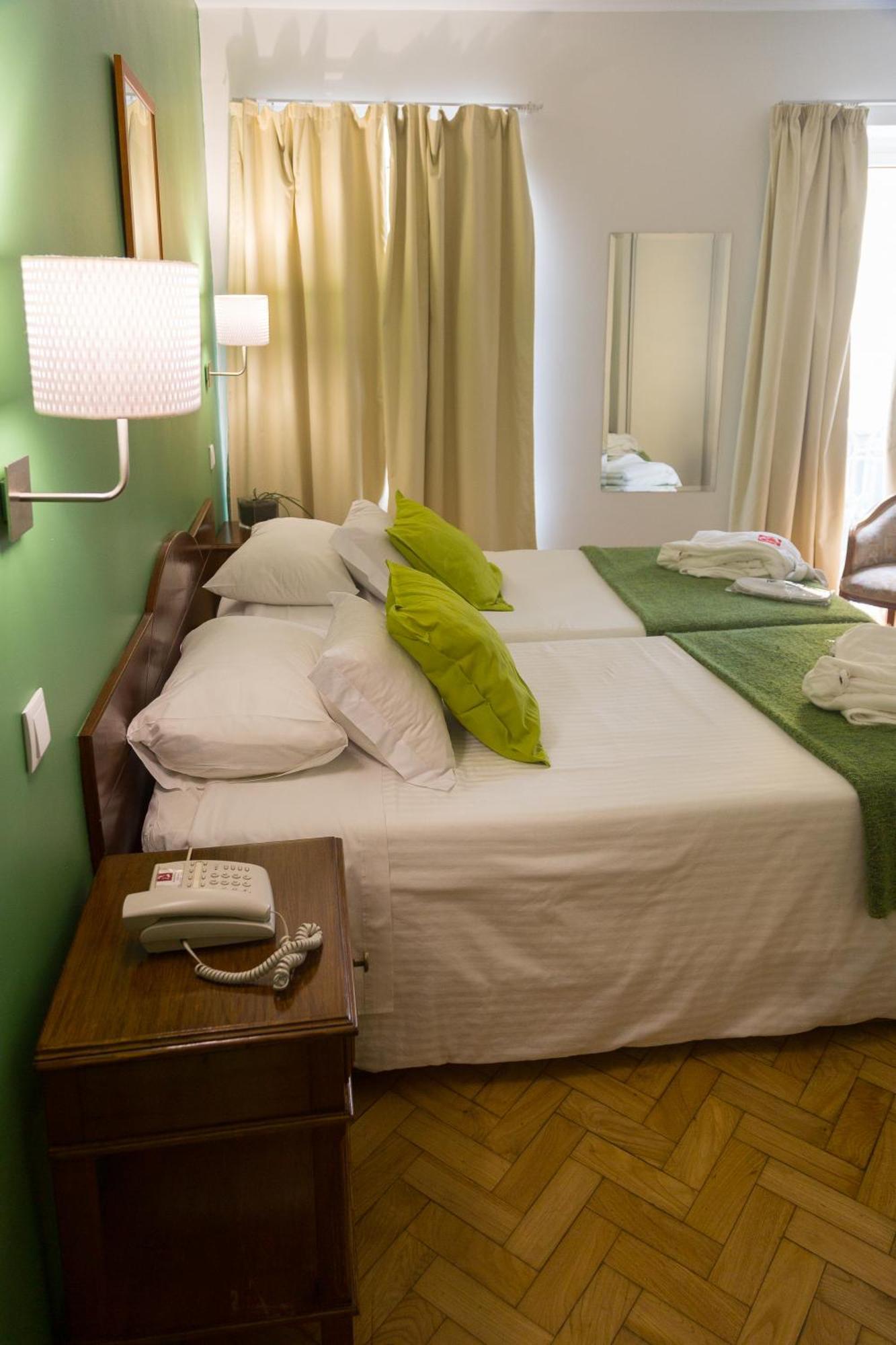 Hotel Alcides Ponta Delgada Buitenkant foto